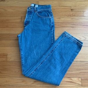 Calvin Klein Straight Leg/Mom Jeans